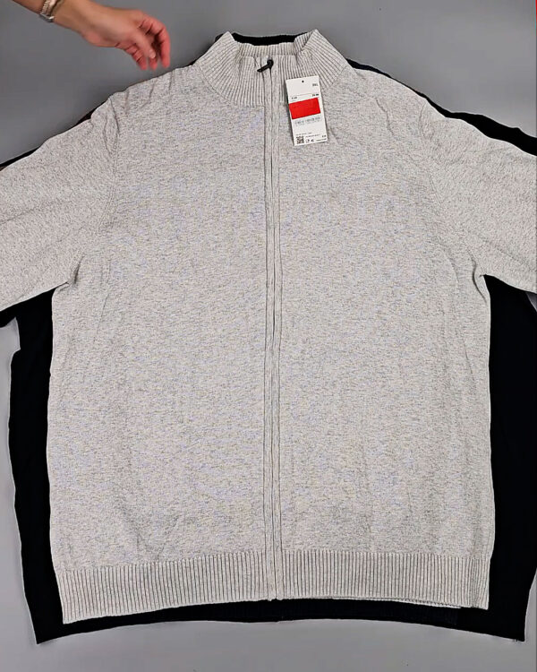 Фотография  593 - Джемпера мужские C&A 025#7,6 кг, ЛОТ СТ-10006 оптом в Петрозаводске и Карелии