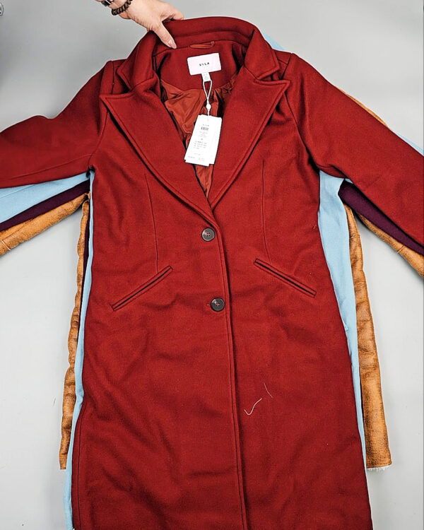 Фотография  650 - Верхняя одежда VILA 104#10 кг, ЛОТ СТ-9713 оптом в Петрозаводске и Карелии