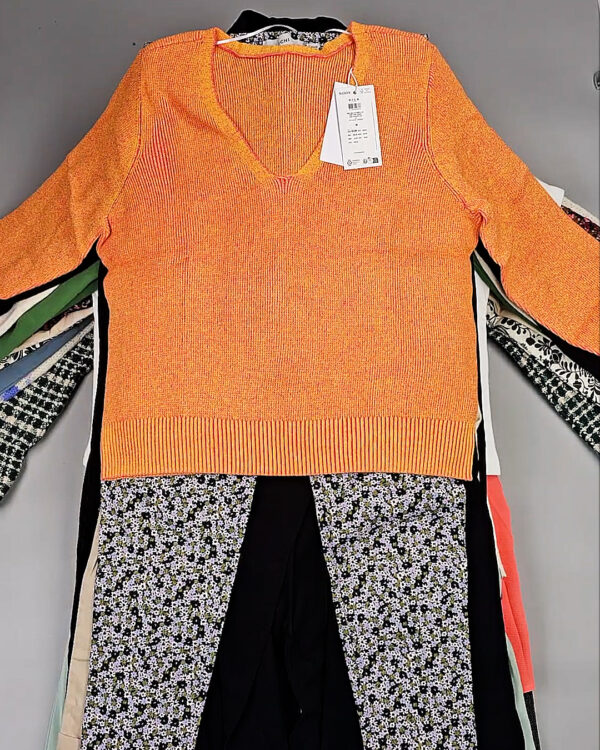 Фотография  944 - DK+Bestseller 085#16 кг, ЛОТ СТ-9953 оптом в Петрозаводске и Карелии