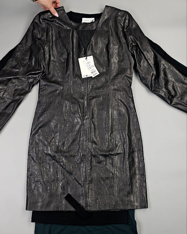 Фотография  766 - Платья Bestseller+DK Winter 035#7 кг, ЛОТ СТ-9919 оптом в Петрозаводске и Карелии