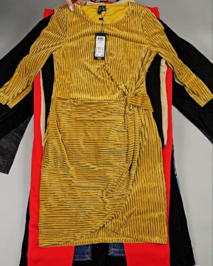 Фотография  711 - DK+Bestseller 085#16 кг, ЛОТ СТ-9952 оптом в Петрозаводске и Карелии