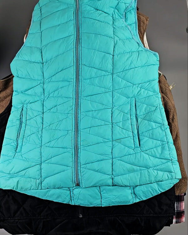 Фотография  919 - Жилеты м/ж (SKI Vest)#20 кг, ЛОТ СХ-0243 оптом в Петрозаводске и Карелии