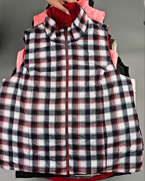 Фотография  761 - Жилеты м/ж (SKI Vest)#20 кг, ЛОТ СХ-0243 оптом в Петрозаводске и Карелии