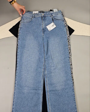 Фотография  830 - DK+Bestseller 085#16 кг, ЛОТ СТ-9952 оптом в Петрозаводске и Карелии