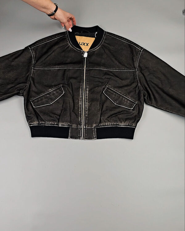 Фотография  797 - JACK JONES Women Winter mix 075 #15 кг, ЛОТ СТ-9959 оптом в Петрозаводске и Карелии