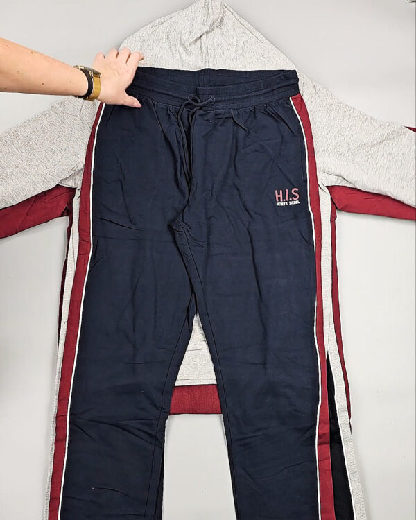 Фотография  402 - Спортивные костюмы (Herren-Trainingsanzuge voп HIS)#17,1 кг, ЛОТ СТ-9630 оптом в Петрозаводске и Карелии