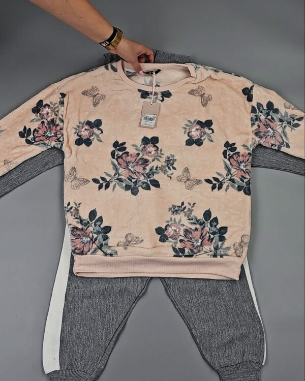 Фотография  159 - Женский микс зима (Winter mix)#20 кг, ЛОТ СХ-0206 оптом в Петрозаводске и Карелии