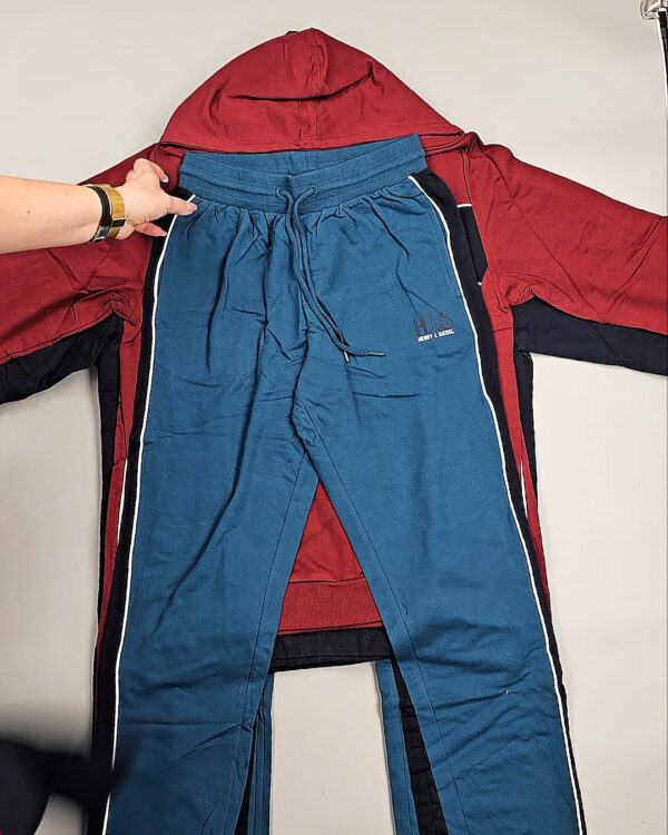 Фотография  800 - Спортивные костюмы (Herren-Trainingsanzuge voп HIS)#17,8 кг, ЛОТ СТ-9632 оптом в Петрозаводске и Карелии